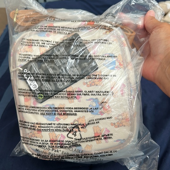 Loungefly Baby Winnie the Pooh and friends crossbody bag - Picture 6 of 6